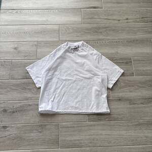 Pro Club Men's Heavyweight Cotton Short Sleeve Crew Neck T-Shirt